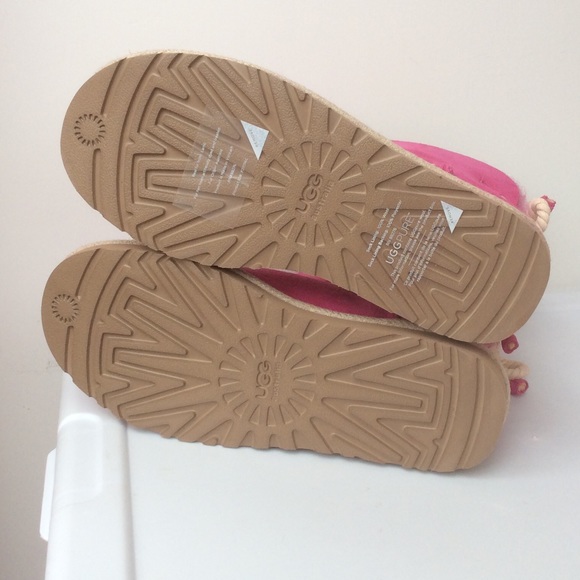 NWT🌟UGG Australia Selene Boots - Picture 3 of 4