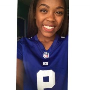 Meet your Posher, Talia