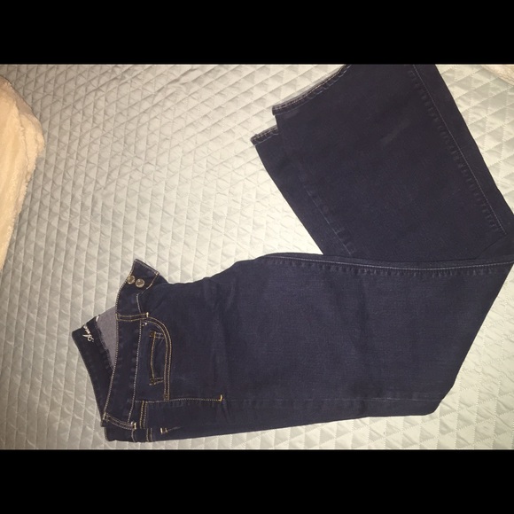Size  12 American Eagle jeans