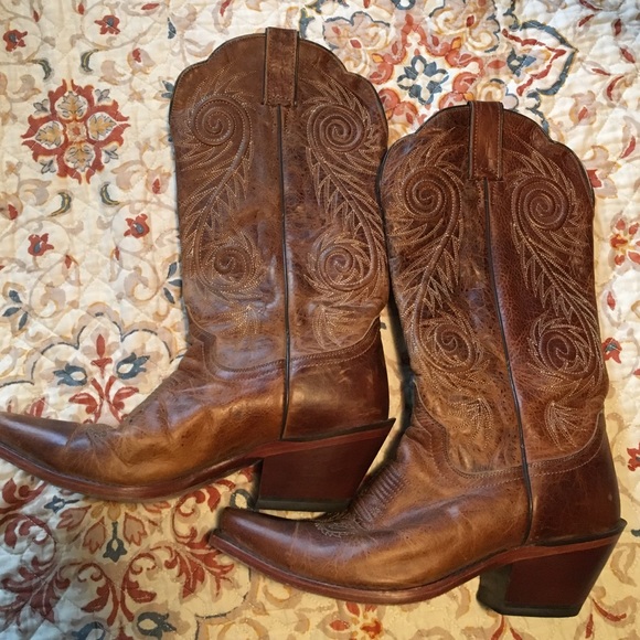 Justin size 8 cowboy boots