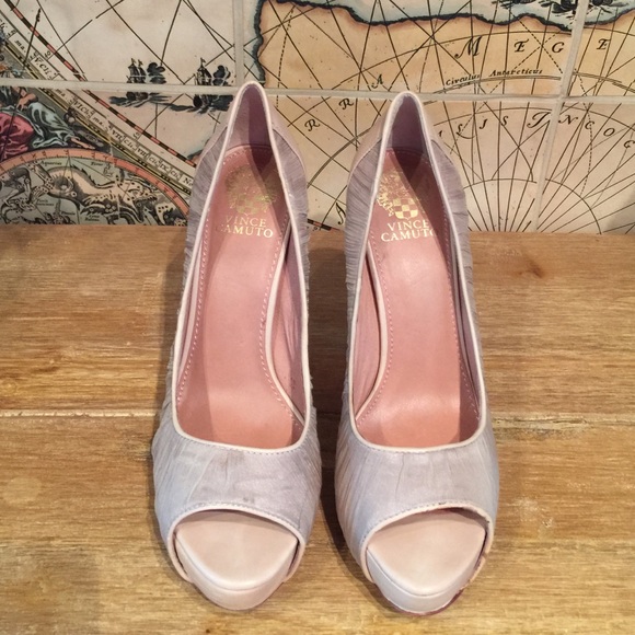 Leather open toe pumps.