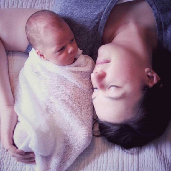 Meet your Posher, Amber - Picture 1 of 1