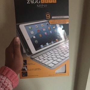 IPad mini keyboard case