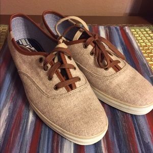 Wool Keds with Leather trimming