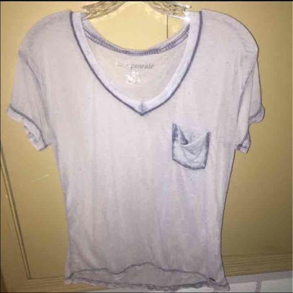 M Aéropostale tshirt
