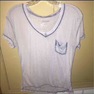M Aéropostale tshirt