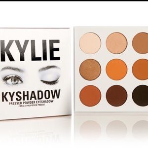 Kylie Jenner eyeshadow pallet