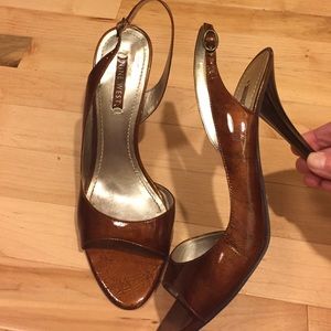 Nine West copper patent leather slingbacks 10