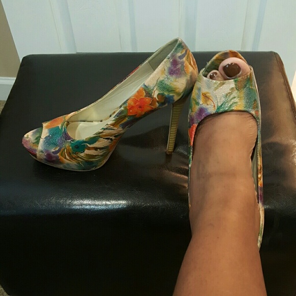 Size 12 pumps