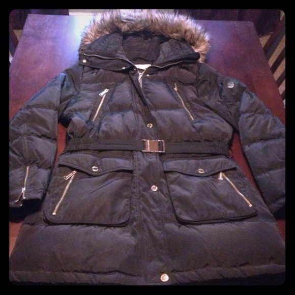 Michael Kors Faux Fur Down Coat- Size L - Picture 4 of 4