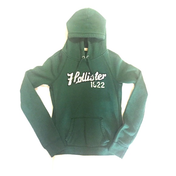 Warm, cozy Hollister sweatshirt