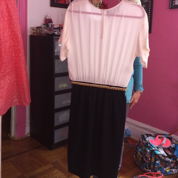 Authentic moschino boutique dress - Picture 2 of 4