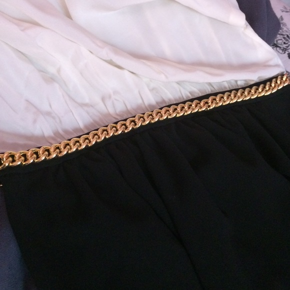 Authentic moschino boutique dress - Picture 3 of 4