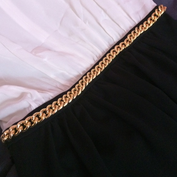 Authentic moschino boutique dress - Picture 4 of 4