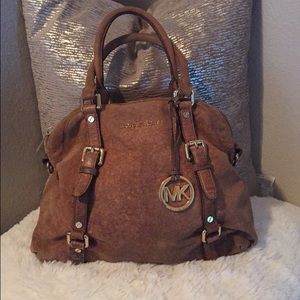 Beautiful MK medium Bedford bag!