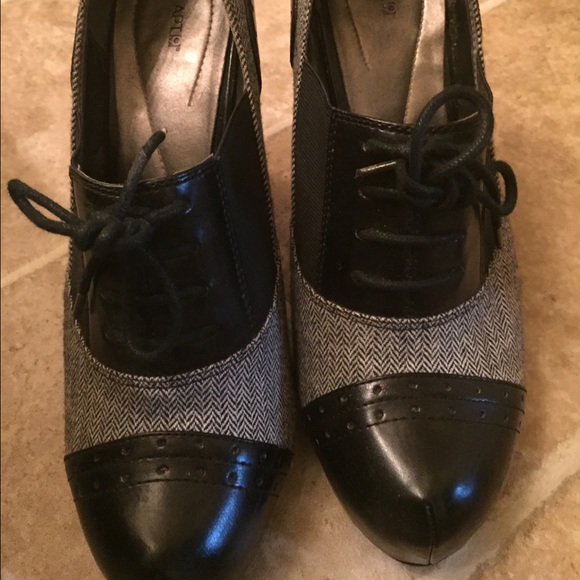 Oxford Pumps