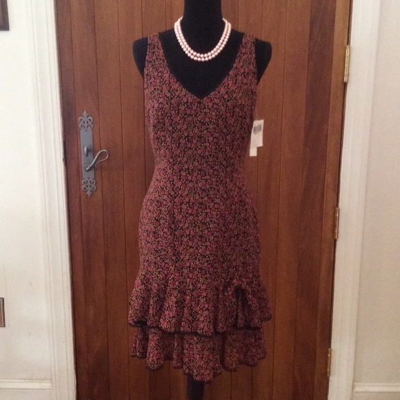 London Times Dresses & Skirts - 🎉NWT Pretty and Fun London Times Dress - Size 8