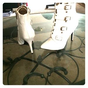 Bootie high heels