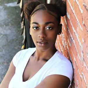 Meet your Posher, Shaneah