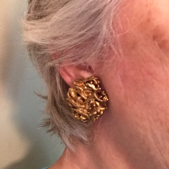 Vtg GAVILANE PARIS earrings - Picture 3 of 4