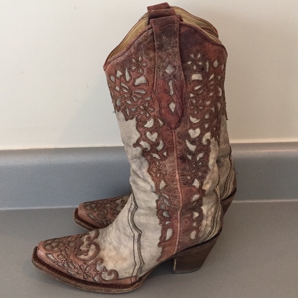 Women's Corral vintage cowboy boots size 6 1/2