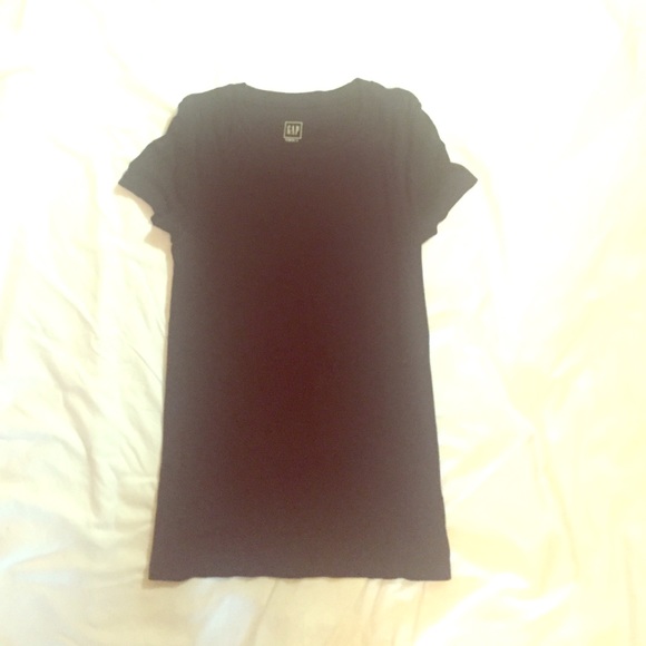 Plain black Gap shirt