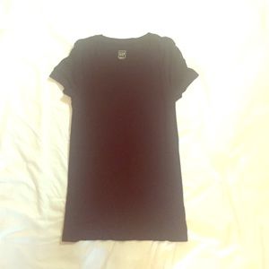 Plain black Gap shirt