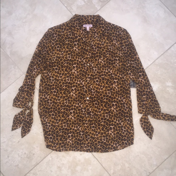Juicy Couture shirt.  Size 8