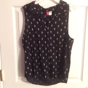 H&M Button-Down Skull Tank Top