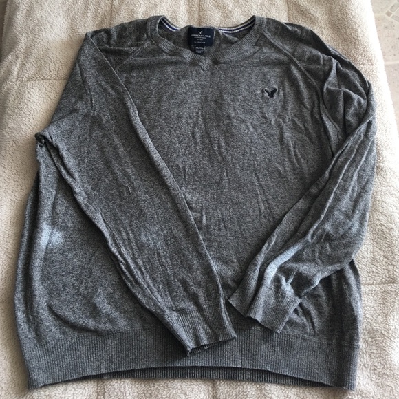 American Eagle sweater