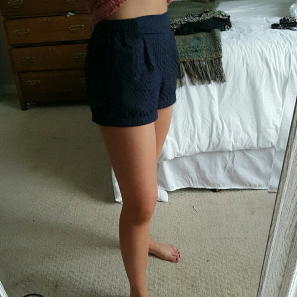 Patterned high rise shorts