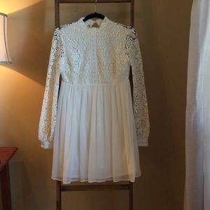 LC Lauren Conrad Runway Lace Dress