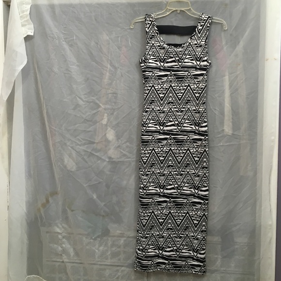 Charlotte Russe black and white dress