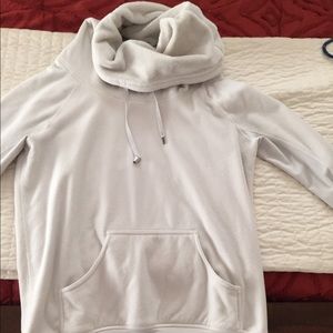 Don't hurry be happy pullover in ivory