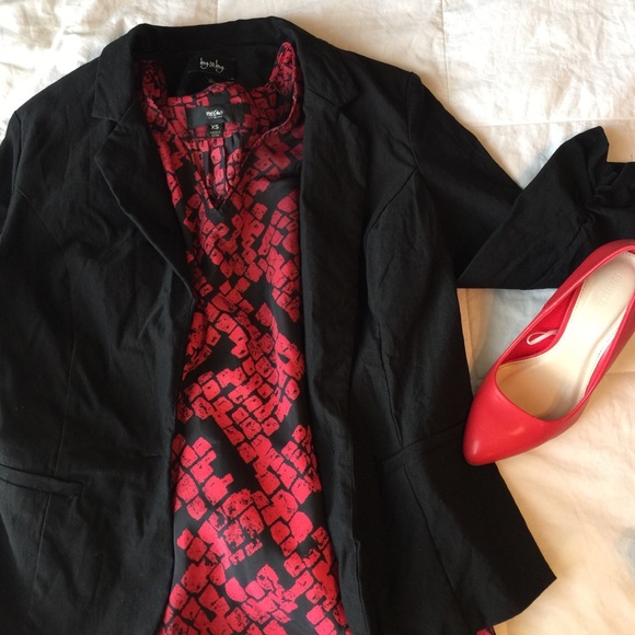 Mossimo Supply Co. Tops - Black and red V-neck tank