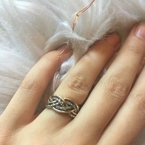 Gold plated crossed design diamond ring