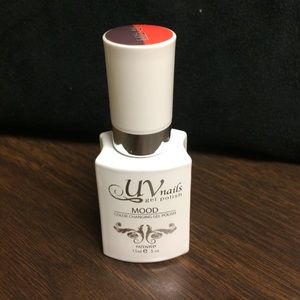 Color change gel nail polish