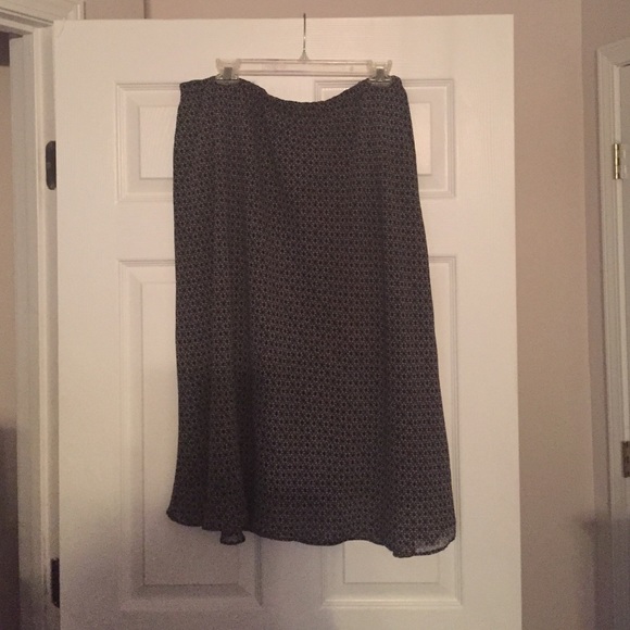 Lined Black/White Skirt