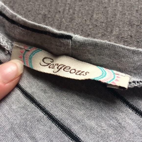 Asymmetrical Cut Grey and Black Stripe Tee - Picture 3 of 4