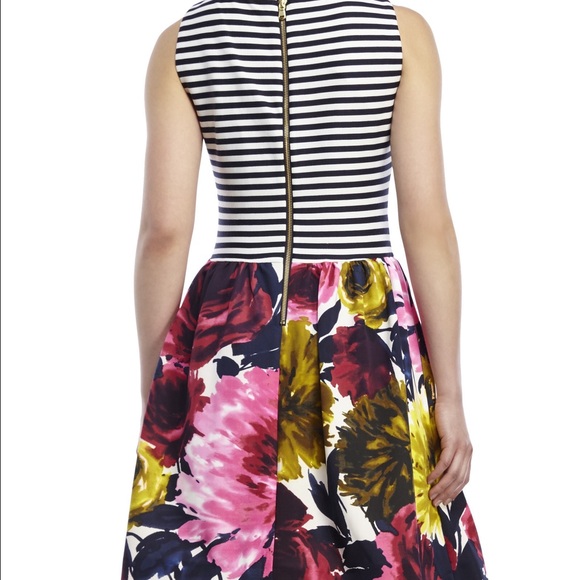 Just Taylor Dress - Picture 3 of 3