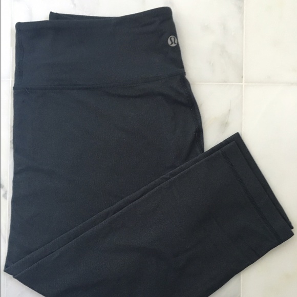 LULULEMON wunder unders crop