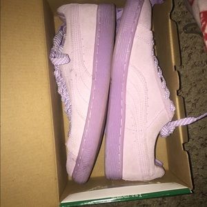 Puma lavender sneakers, 7.5/ 10 condition