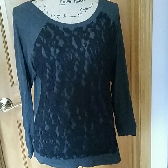 Pretty Gray Top with Black Lace Inset In Front