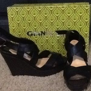 Gianni Bini Cydney Black wedges