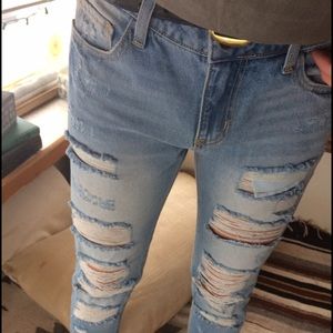 distressed skinnies