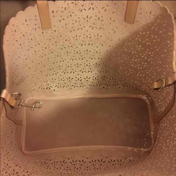 Sold on Ⓜ️ - Picture 2 of 4