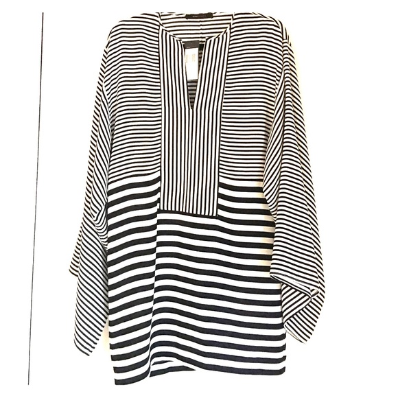BCBGMAXAZRIA tunic dress.  Black and white.  New