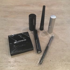Glo Minerals Makeup Kit