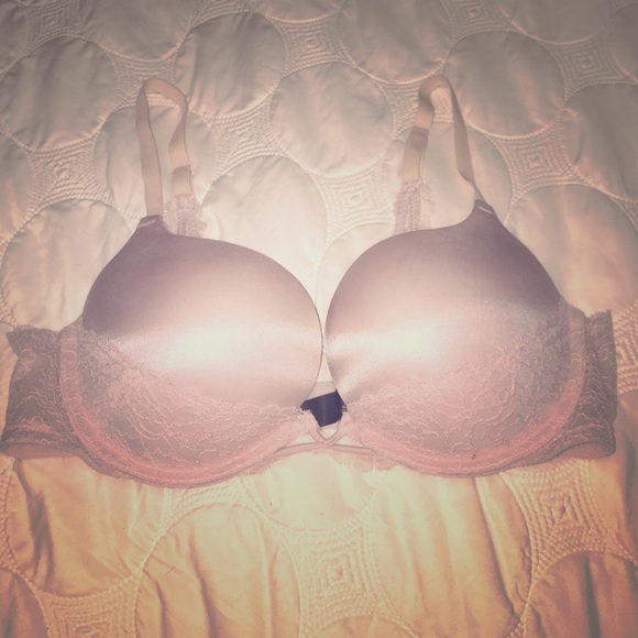 Victoria's Secret Bra!!