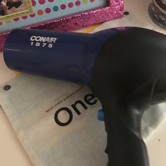 Blow dryer